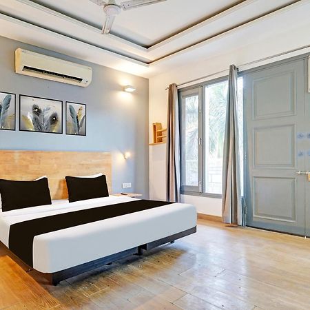 Townhouse Sector 49 Sohna Road Hotell Gurgaon Exteriör bild