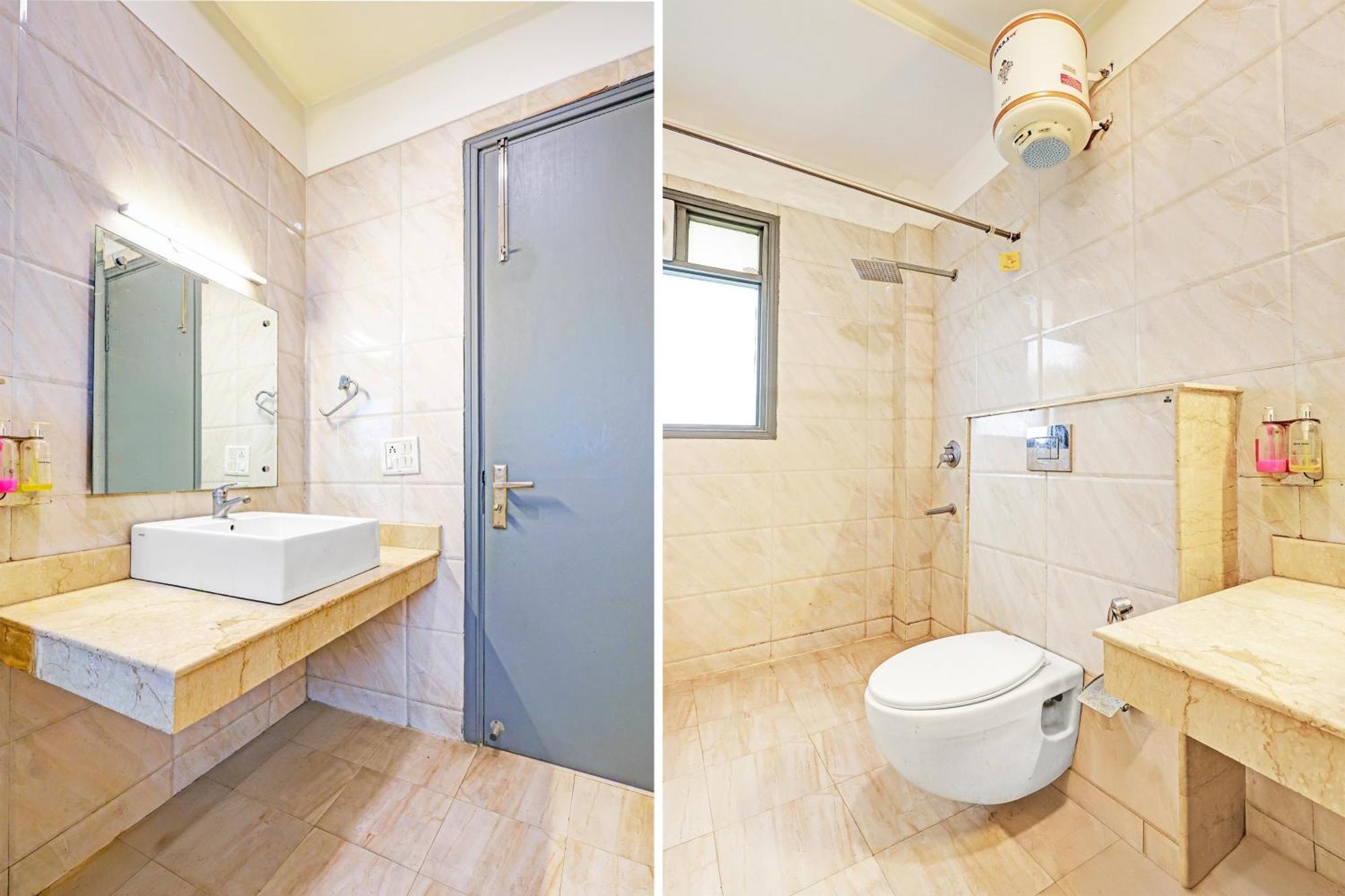 Townhouse Sector 49 Sohna Road Hotell Gurgaon Exteriör bild