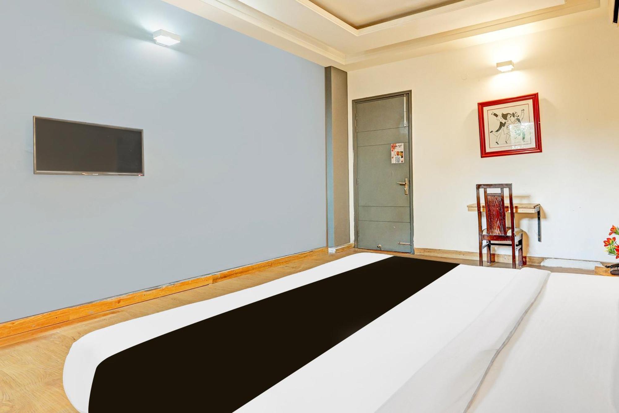 Townhouse Sector 49 Sohna Road Hotell Gurgaon Exteriör bild